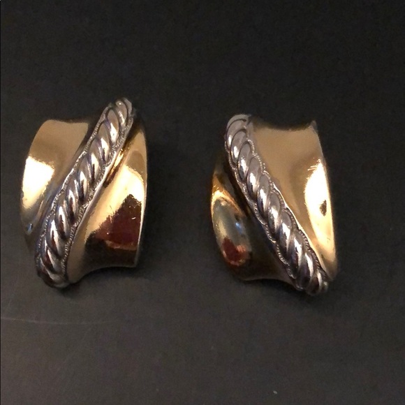 BURBERRY OF LONDON GOLD-PLATED CLIP EARRINGS - Picture 6 of 8